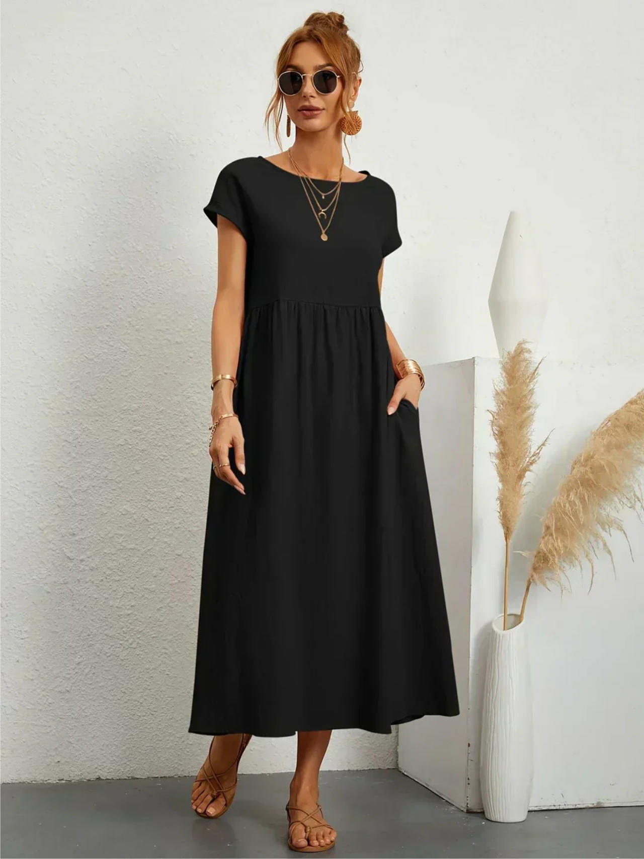 Marianne™ | Elegant rundhalskjole
