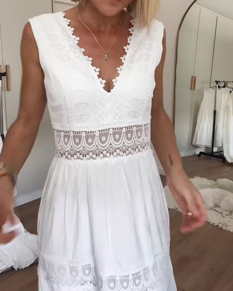 Aurélie™ | Elegant Blondekjole med V-hals