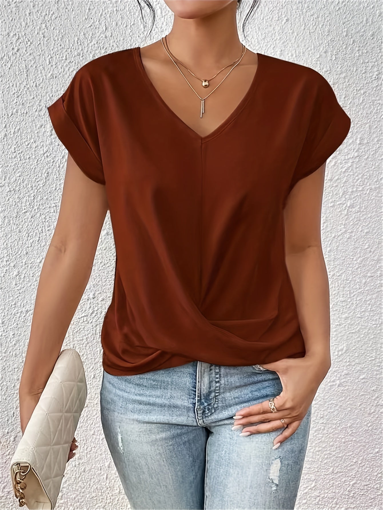 Mia™ | Casual T-skjorte med sweetheart halslinje?