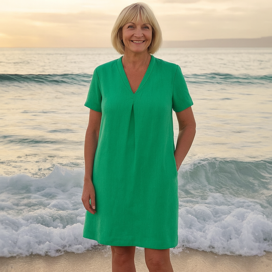 Bella™ – Kjole med V-hals og Lommer for Damer