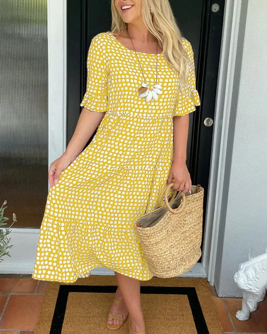 Jessika | Elegant midikjole med lekne volangdetaljer