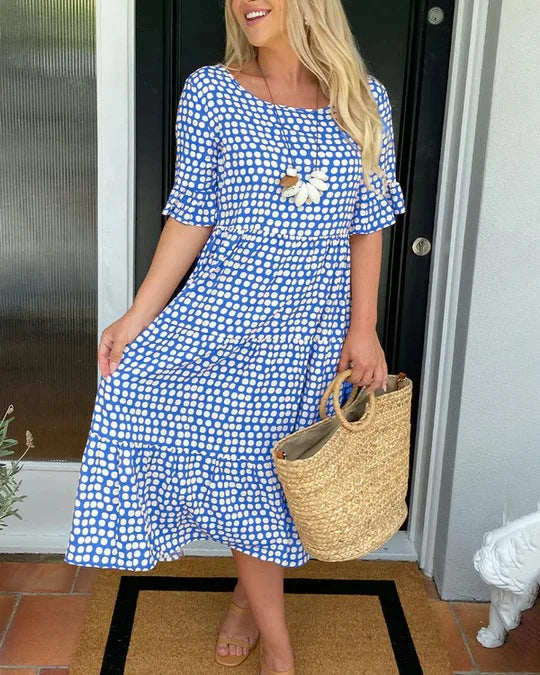 Jessika | Elegant midikjole med lekne volangdetaljer